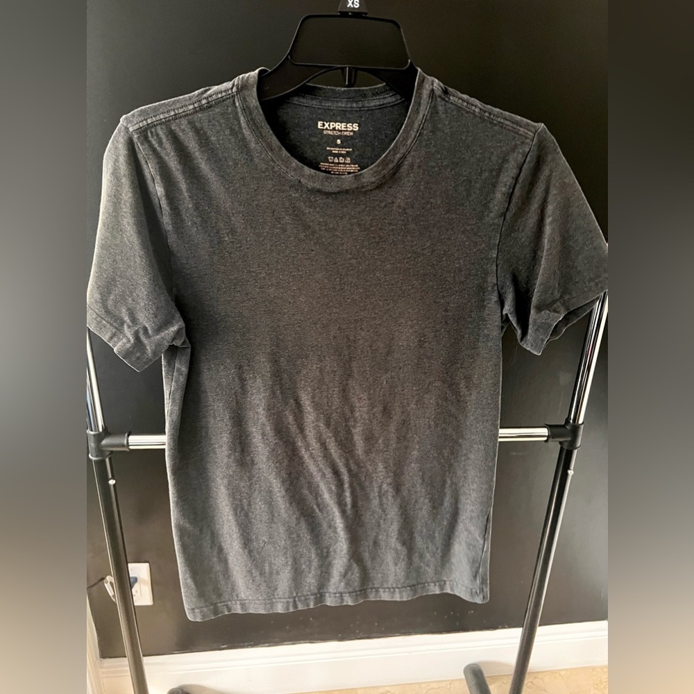 Express Gray T shirt // Size Small
